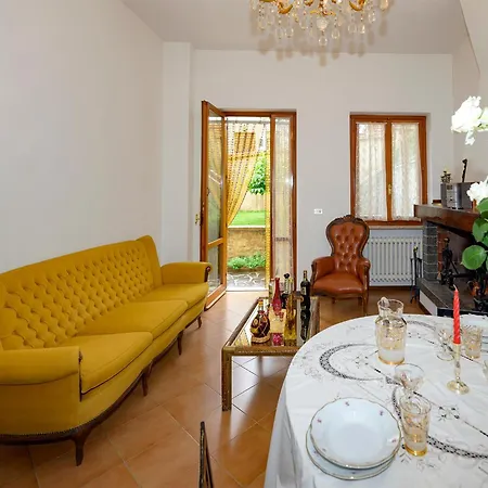 Orsini: Tre Da Letto, 2 Bagni Apartment